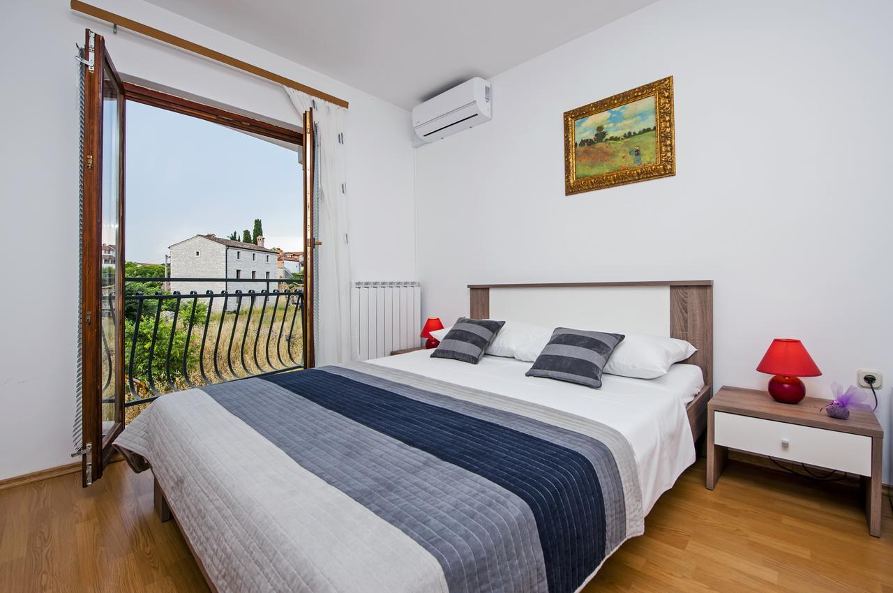 Ladonja Bb Rooms, Family Run Bed & Breakfast Rovinjsko Selo Exterior foto