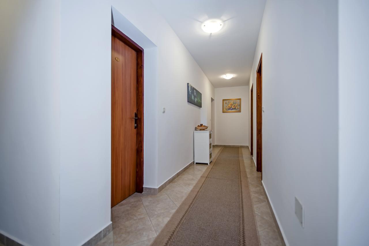 Ladonja Bb Rooms, Family Run Bed & Breakfast Rovinjsko Selo Exterior foto