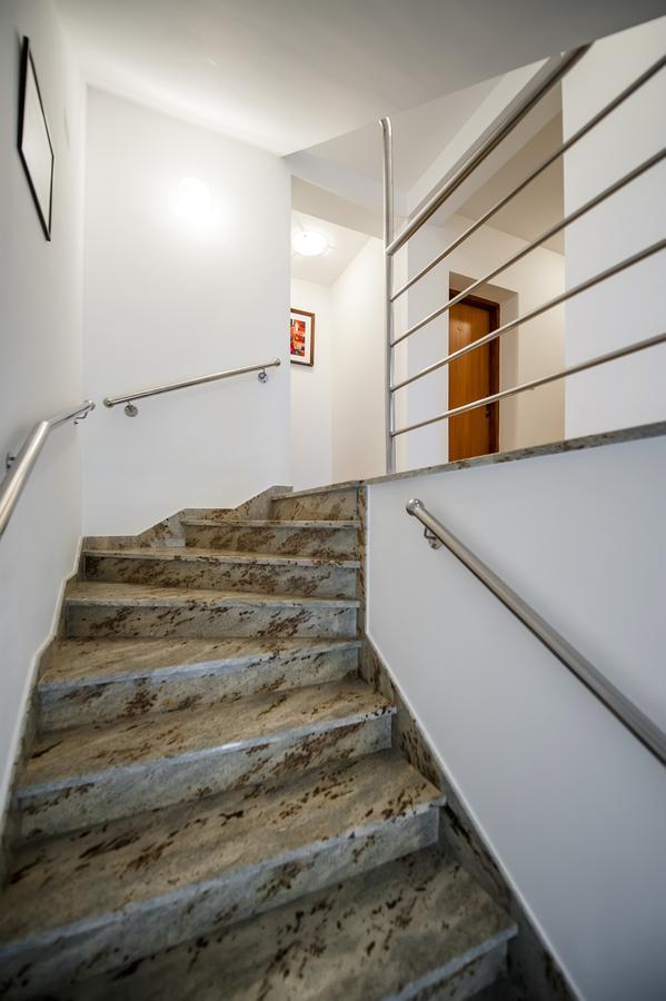 Ladonja Bb Rooms, Family Run Bed & Breakfast Rovinjsko Selo Exterior foto